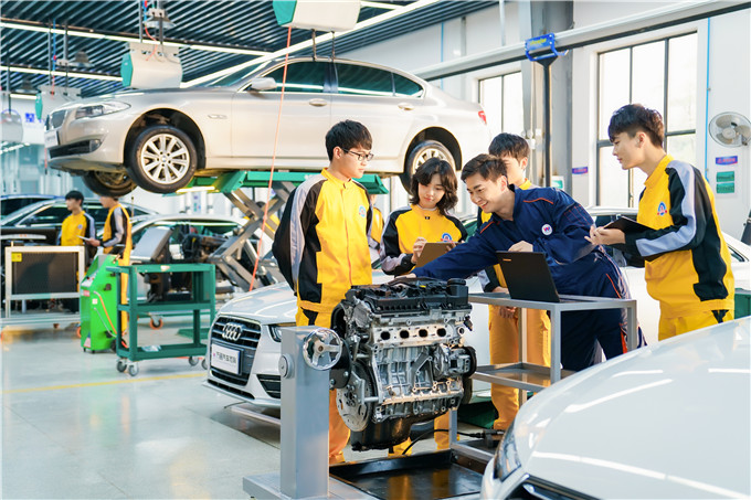 父親節(jié)回饋，汽修技術免費學